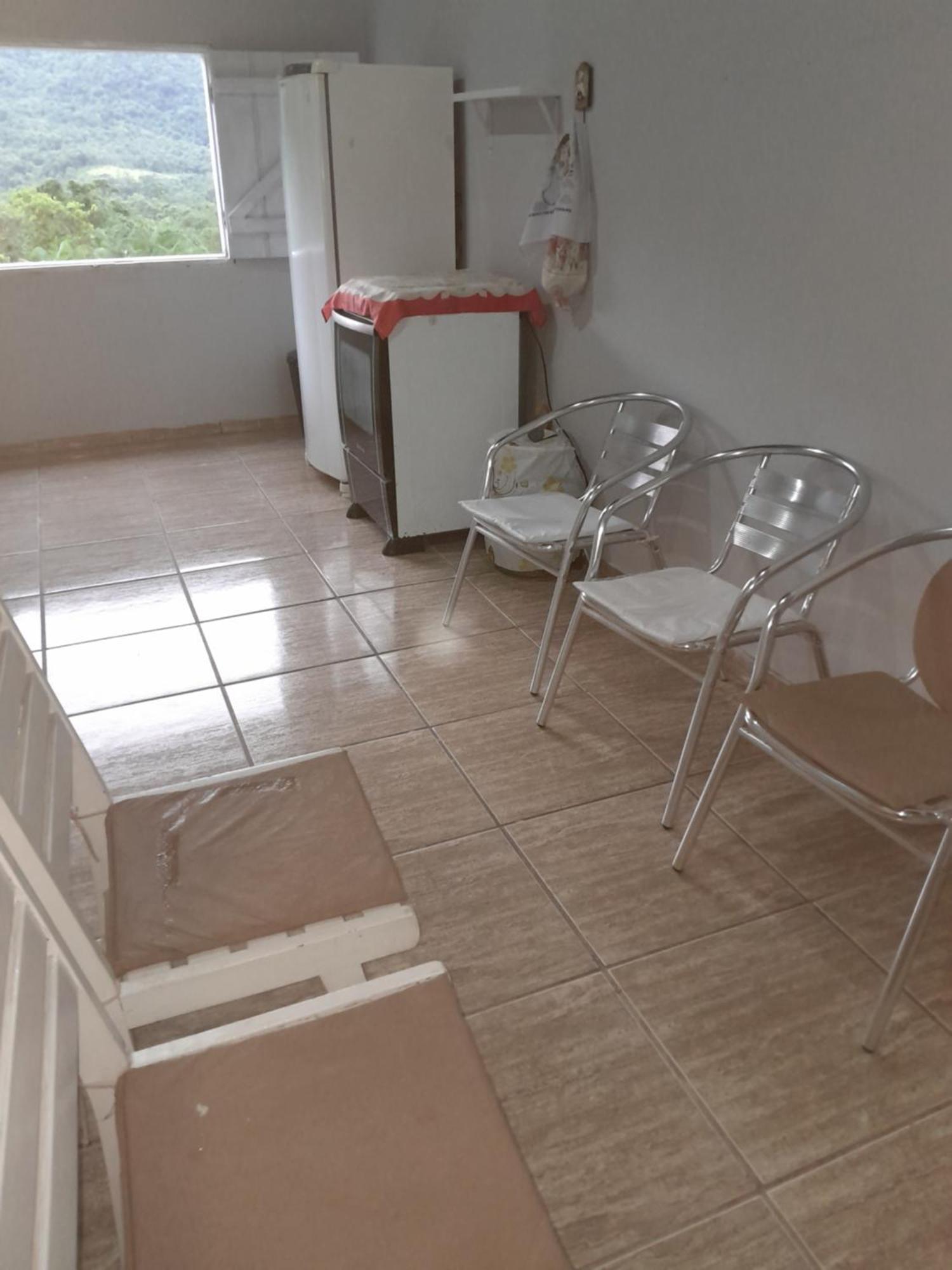 Casa Ate 15 Pessoas